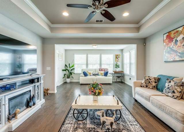 Property at 7812 Gulf Breeze Ln, Frisco, TX 75036, 2 beds, 2 baths