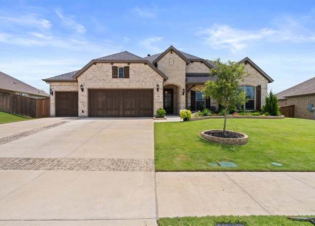Property at 618 Sophia St, Midlothian, TX 76065, 4 beds, 2 baths