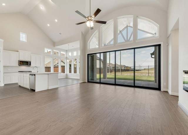 Property at 1006 Cascading Creek Dr, Rockwall, TX 75087, 3 beds, 3 baths