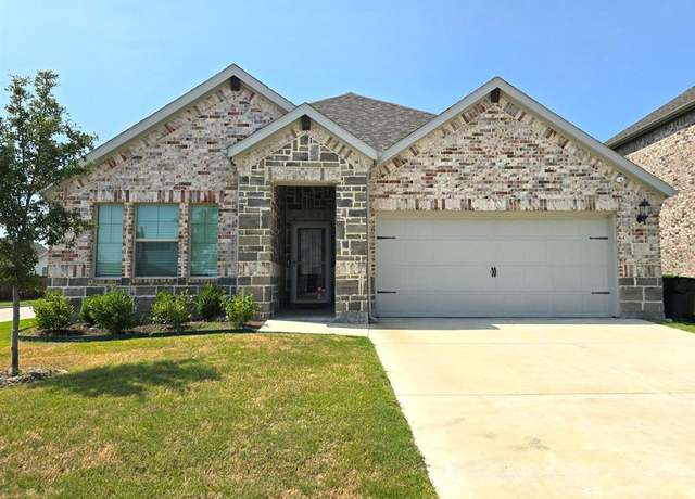 Property at 2101 Sun Star Dr, Haslet, TX 76052, 4 beds, 3 baths