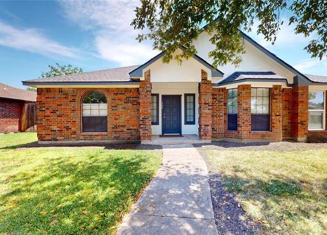 Property at 500 N Gaston Dr, Wylie, TX 75098, 3 beds, 2 baths