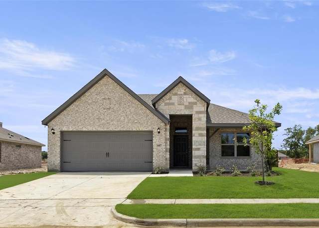 Property at 1417 Coventry Dr, Aubrey, TX 76227, 3 beds, 2 baths