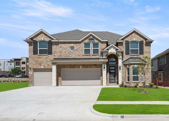 Property at 227 Tradd St, Glenn Heights, TX 75154, 5 beds, 3.5 baths