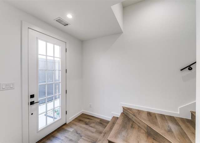 Property at 1771 Novela Way, Dallas, TX 75215, 3 beds, 3.5 baths