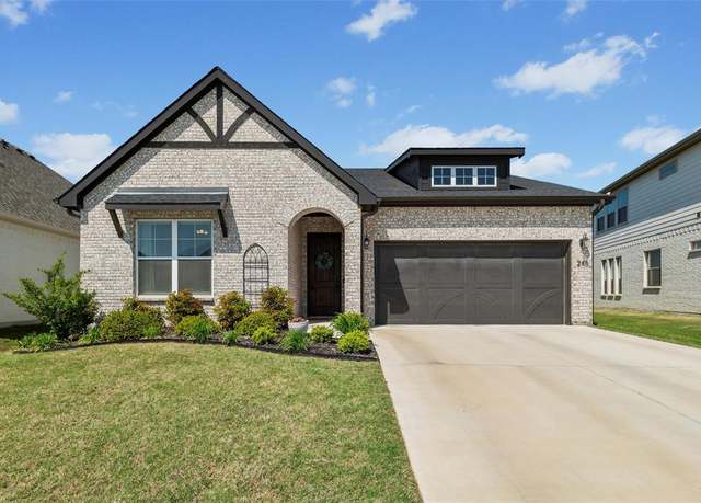 Property at 245 Observation Dr N, Aledo, TX 76008, 4 beds, 2 baths