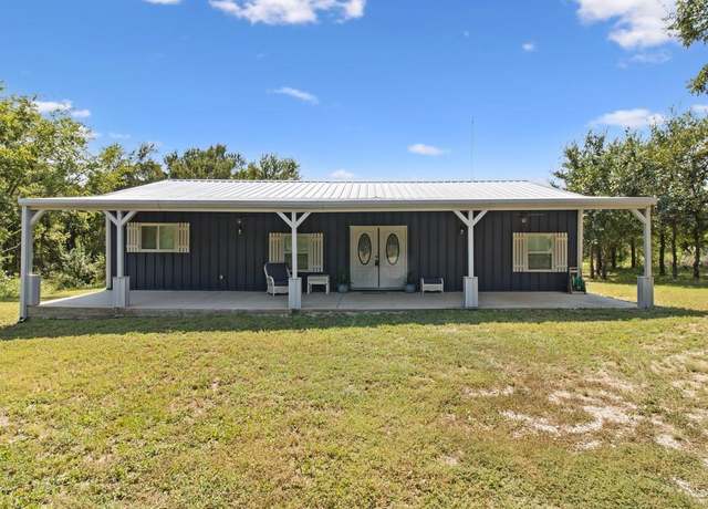 Property at 942 County Road 2240, Corsicana, TX 75109, 4 beds, 4 baths