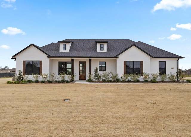 Property at 4701 Christie Ave, Caddo Mills, TX 75135, 3 beds, 2 baths