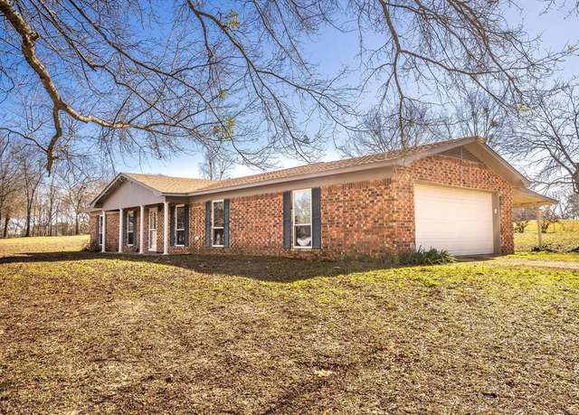Property at 4340 N White Oak Rd, Gladewater, TX 75647, 3 beds, 2 baths