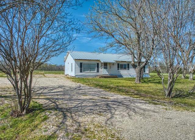Property at 1207 FM 667, Italy, TX 76651, 3 beds, 2 baths