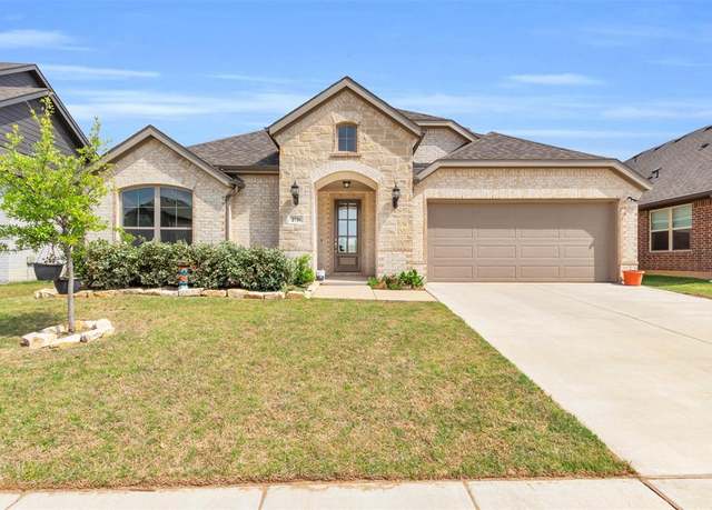 Property at 2716 Richard St, Burleson, TX 76028, 4 beds, 2.5 baths