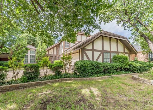 Property at 305 Warbler Dr, Bedford, TX 76021, 3 beds, 2.5 baths