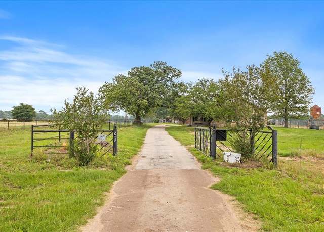 Property at 529 An County Road 2304, Tennessee Colony, TX 75861, 4 beds, 2 baths
