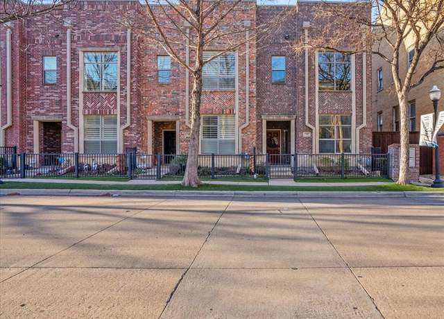 Property at 709 E 1st St, Fort Worth, TX 76102, 2 beds, 2.5 baths