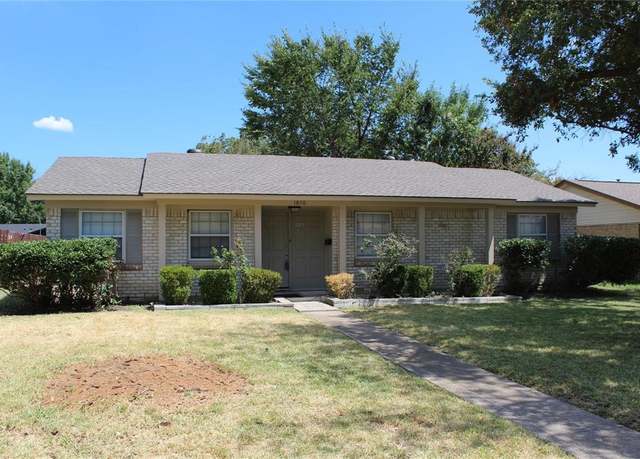 Property at 1010 Brookshire Cir, Garland, TX 75043, 3 beds, 2 baths