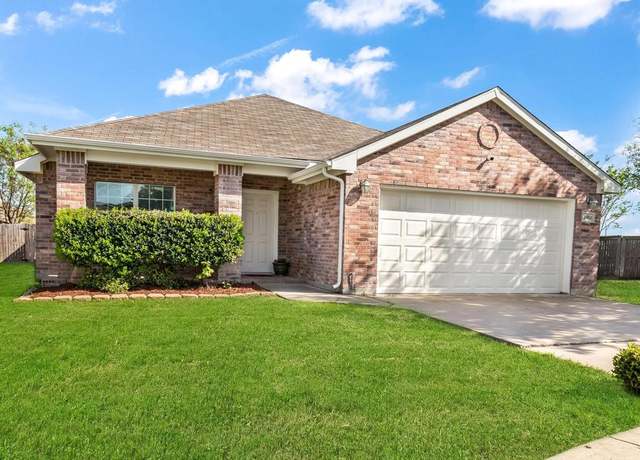 Property at 2401 Forest Creek Dr, Fort Worth, TX 76123, 4 beds, 2 baths