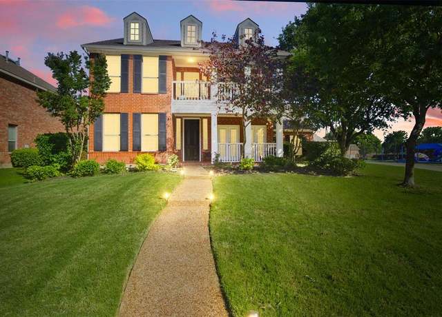 Property at 10014 Fairway Vista Dr, Rowlett, TX 75089, 4 beds, 2.5 baths