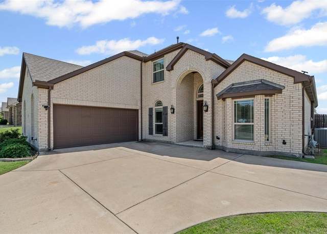 Property at 411 Caymus St, Kennedale, TX 76060, 4 beds, 3.5 baths