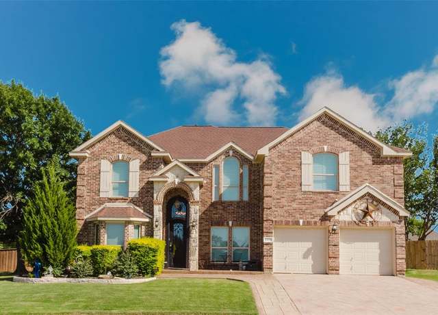 Property at 5520 Champlain Dr, Fort Worth, TX 76137, 5 beds, 3.5 baths