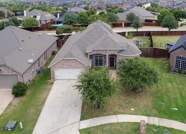 Property at 3079 Lakefield Dr, Little Elm, TX 75068, 4 beds, 2 baths