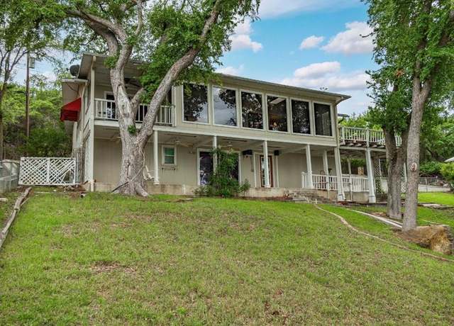 Property at 420 Lakeside Dr, Brownwood, TX 76801, 3 beds, 3 baths