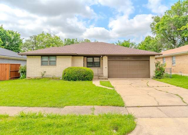 Property at 8652 Wolfwood Ln, Dallas, TX 75217, 3 beds, 2 baths