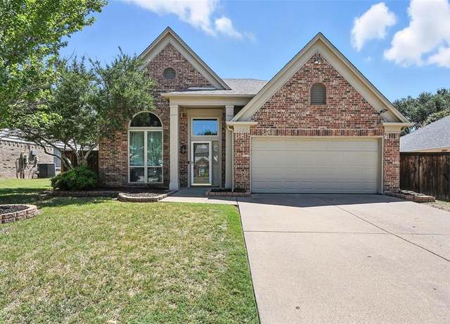 Property at 7020 Wooddale Dr, Watauga, TX 76148, 3 beds, 2.5 baths