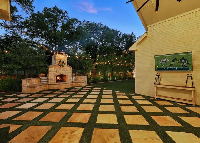 Property at 811 Big Sky Way, Argyle, TX 76226, 4 beds, 3.5 baths