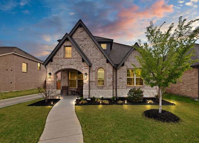Property at 1156 Western Yarrow Ave, Justin, TX 76247, 4 beds, 2.5 baths