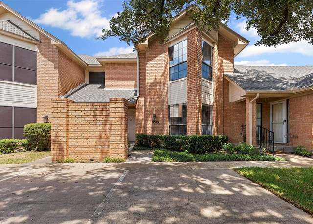 Property at 6309 Seabrook Dr, Fort Worth, TX 76132, 2 beds, 2.5 baths