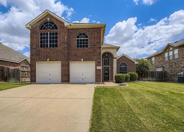 Property at 7132 Denver City Dr, Fort Worth, TX 76179, 5 beds, 2.5 baths
