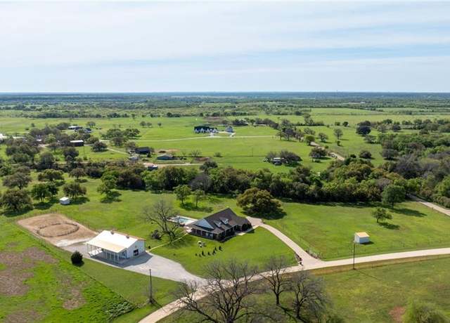 Property at 110 PR 3661 Rd, China Spring, TX 76633, 5 beds, 4 baths