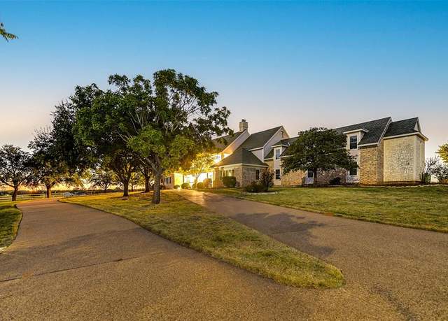 Property at 6541 E County Road 405, Alvarado, TX 76009, 7 beds, 8.5 baths