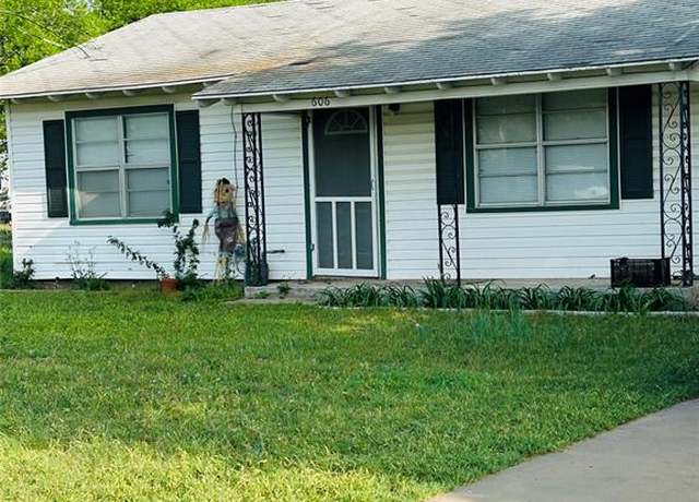 Property at 606 W Roosevelt Ave, Whitney, TX 76692, 2 beds, 1 bath