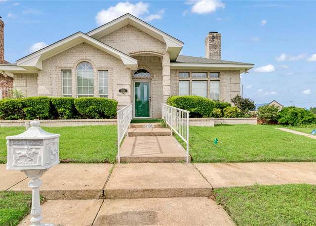 Property at 4135 Primrose Ct, Paris, TX 75462, 3 beds, 2 baths