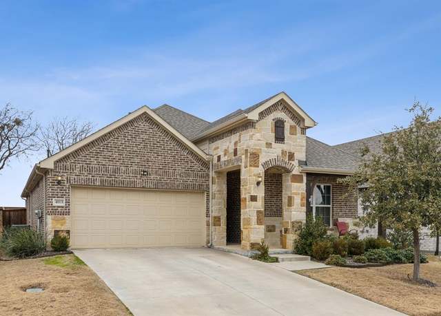 Property at 4113 Crossroads Ct, Oak Point, TX 75068, 3 beds, 2 baths
