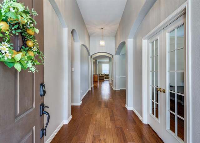 Property at 5628 Vineyard Ln, Mckinney, TX 75070, 4 beds, 2 baths