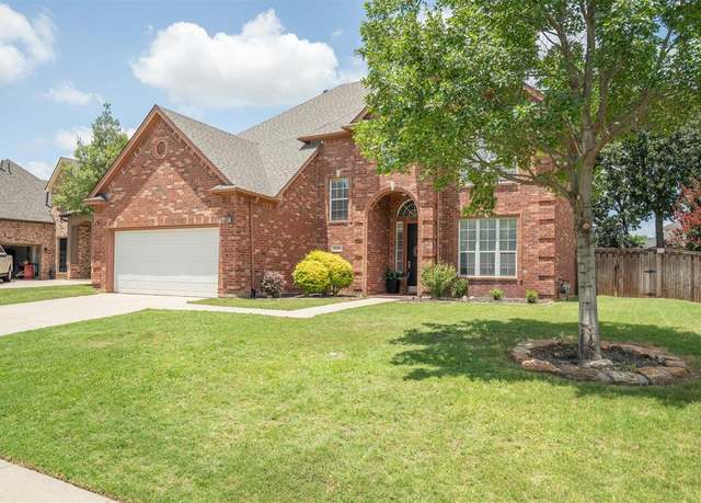 Property at 2309 Chambray Dr, Corinth, TX 76210, 4 beds, 3.5 baths