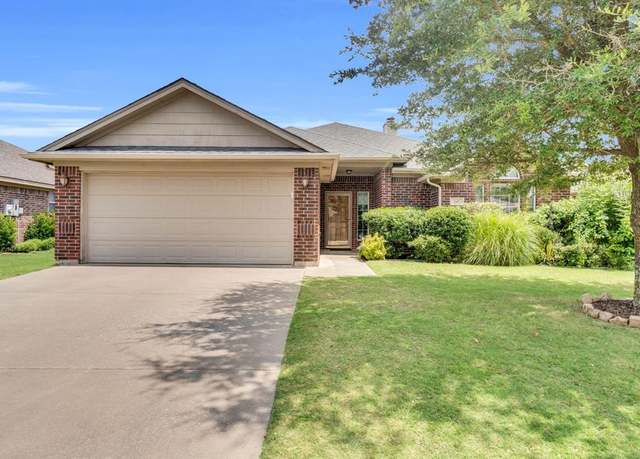 Property at 947 Winepress Rd, Burleson, TX 76028, 3 beds, 2 baths