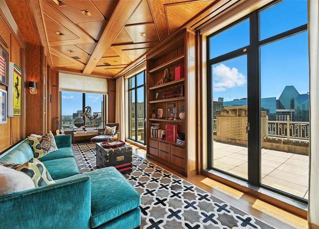 Property at 2555 N Pearl St #2200, Dallas, TX 75201, 4 beds, 5.5 baths