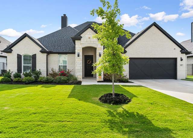 Property at 609 Golden Crest Dr, Haslet, TX 76052, 4 beds, 3 baths