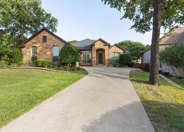 Property at 3401 Wimbledon Dr, Highland Village, TX 75077, 4 beds, 3 baths