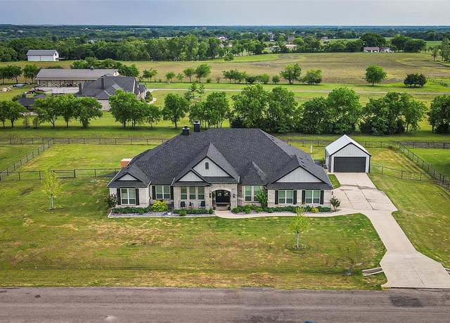Property at 2413 Stable Pass Ln, Van Alstyne, TX 75495, 4 beds, 4 baths