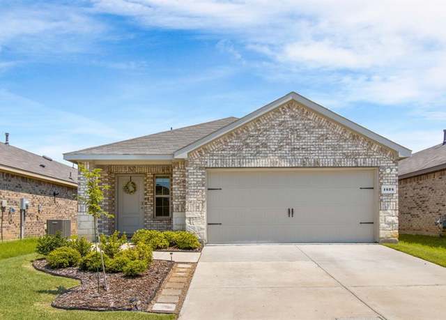 Property at 1424 Tarzan Dr, Forney, TX 75126, 3 beds, 2 baths