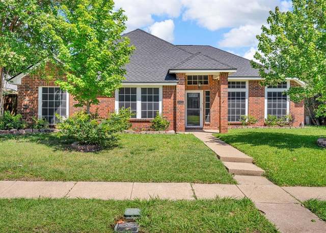 Property at 3411 Jonquil Ln, Rowlett, TX 75089, 4 beds, 2 baths