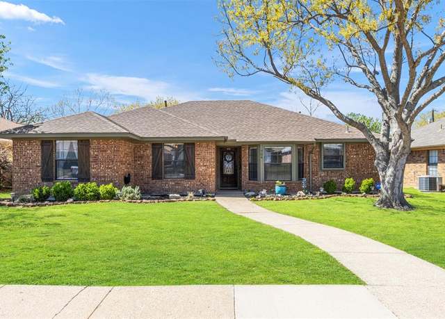 Property at 704 Flagstone Way, Wylie, TX 75098, 3 beds, 2 baths