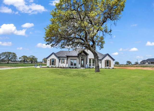 Property at 1937 Johnnie Dr, Springtown, TX 76082, 4 beds, 2 baths