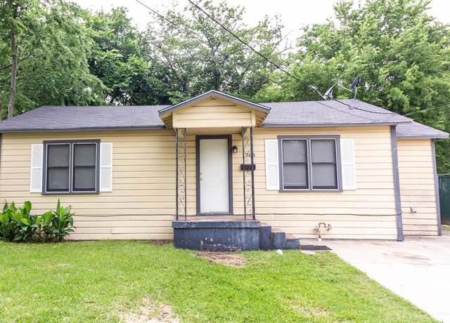 Property at 1708 S Jefferson St, Kaufman, TX 75142, 2 beds, 1 bath