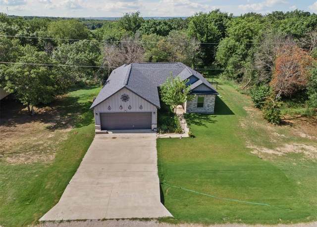 Property at 133 Ronnie Ln, Weatherford, TX 76088, 3 beds, 2 baths