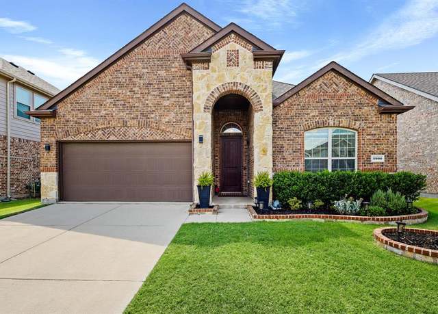 Property at 3900 Fordham St, Frisco, TX 75036, 4 beds, 2 baths