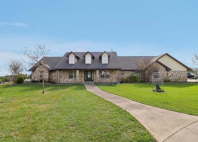 Property at 217 Pebble Ridge Ct, Cresson, TX 76035, 4 beds, 2 baths